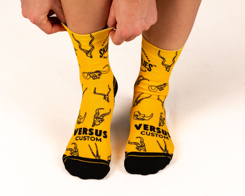 Load image into Gallery viewer, Skullies Socks
