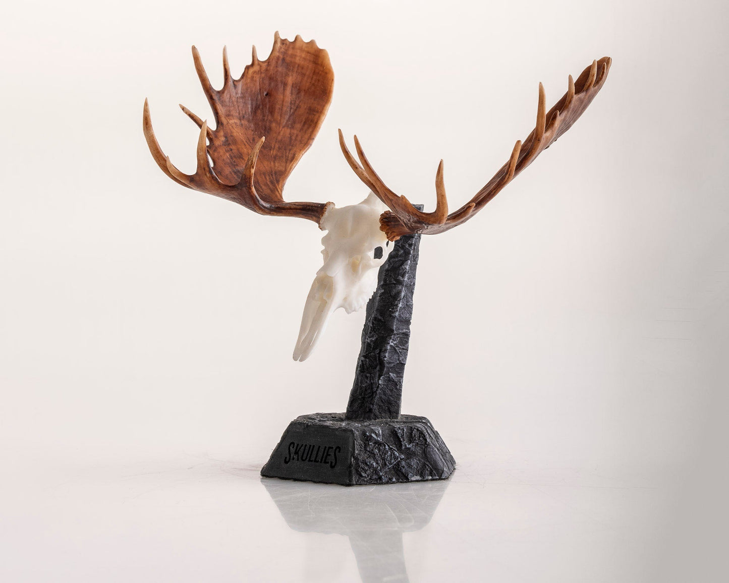Resin Skullies - Miniature Replica Moose Skull